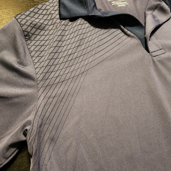 Under Armour Polo - Picture 2 of 6